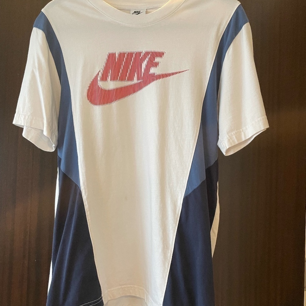 Nike Tee